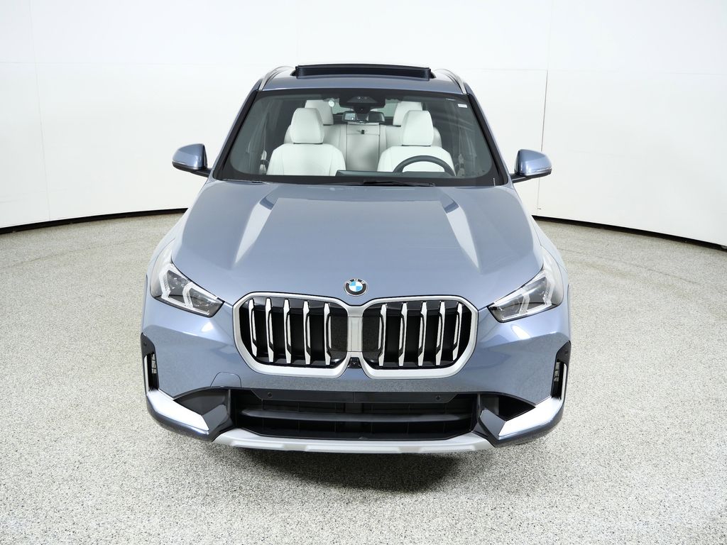 Thumbnail: 2026 BMW X1 - 16