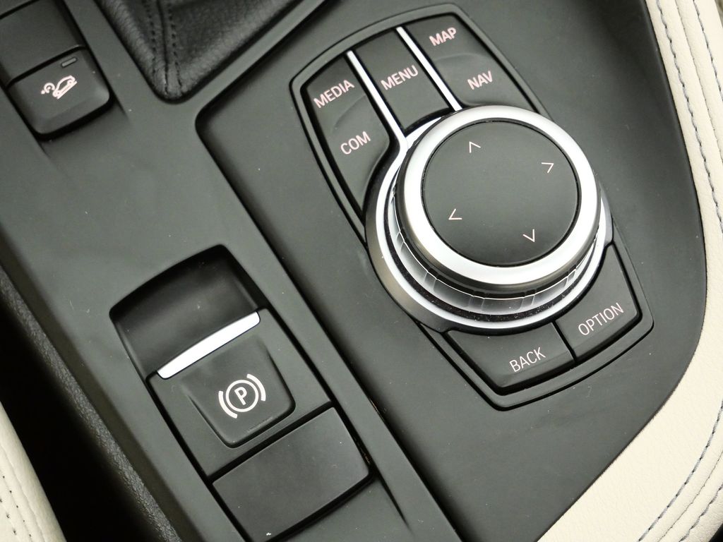 Thumbnail: 2022 BMW X1 - 48