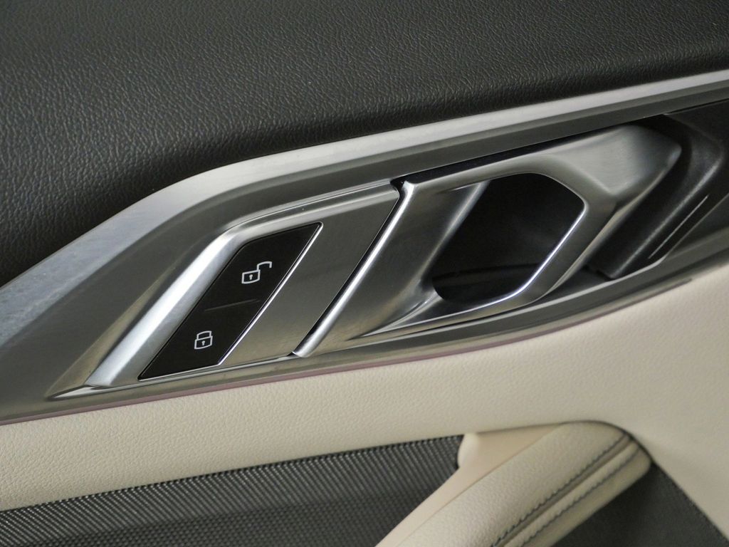 Thumbnail: 2021 BMW 4 Series - 32