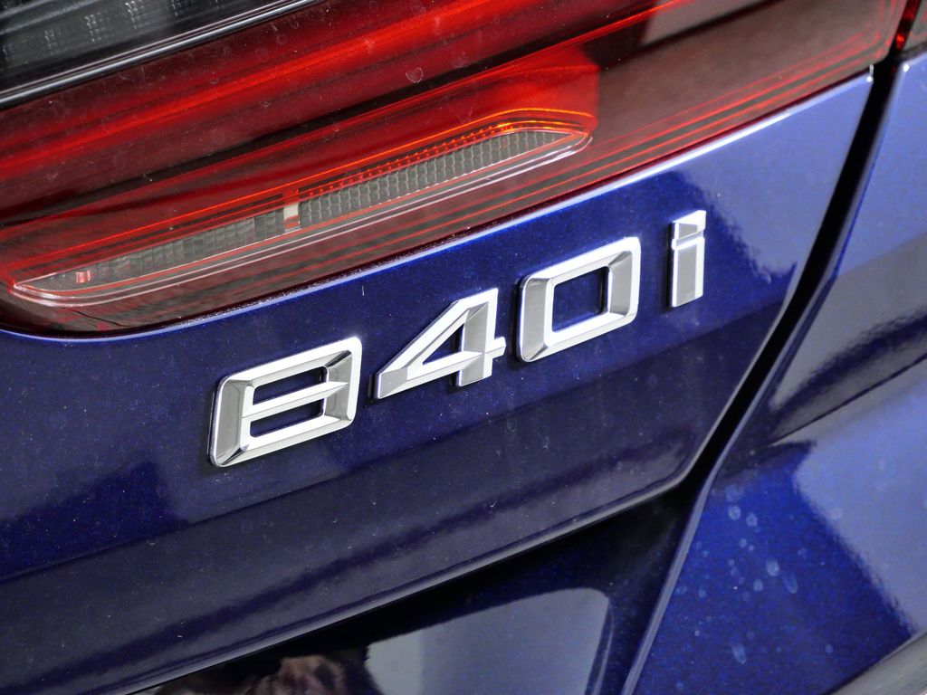 Thumbnail: 2026 BMW 8 Series - 12