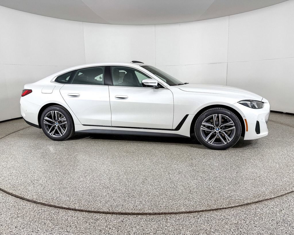 Thumbnail: 2025 BMW 4 Series - 5