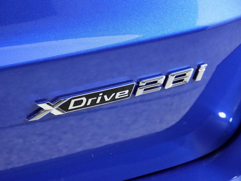 Thumbnail: 2026 BMW X1 - 12
