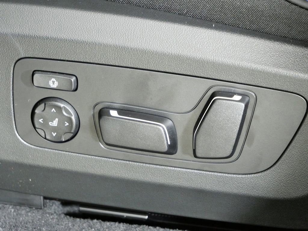Thumbnail: 2026 BMW X3 - 39