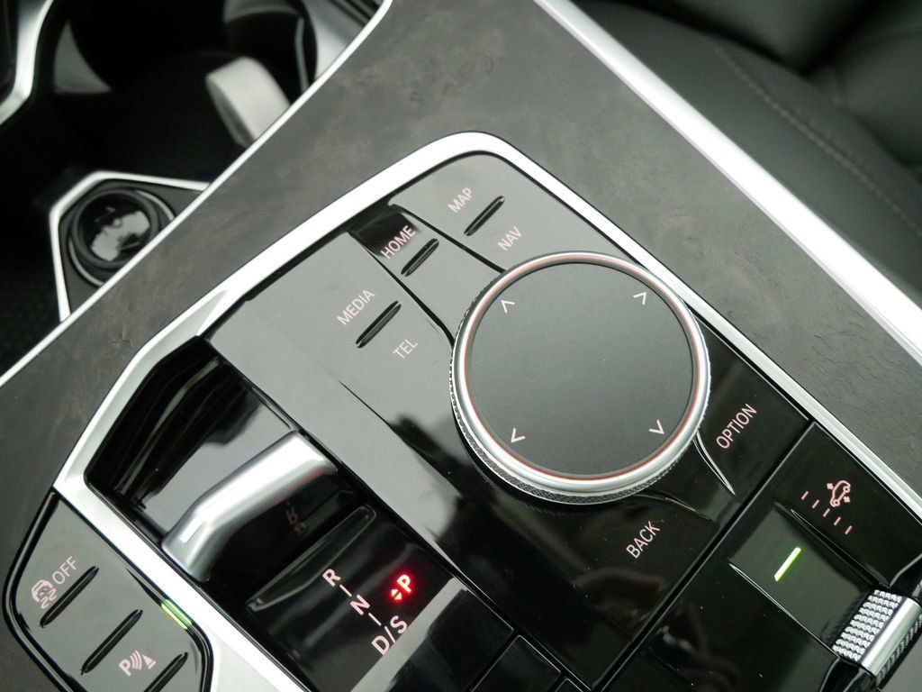 Thumbnail: 2026 BMW X7 - 51