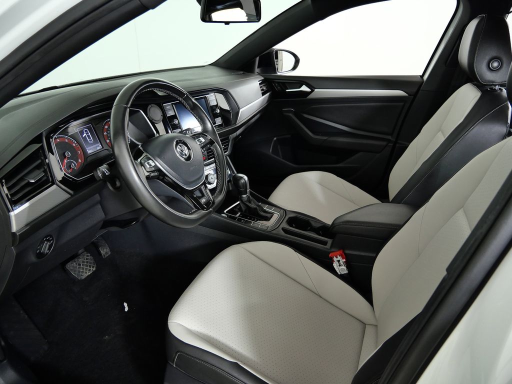 Thumbnail: 2019 Volkswagen Jetta - 31