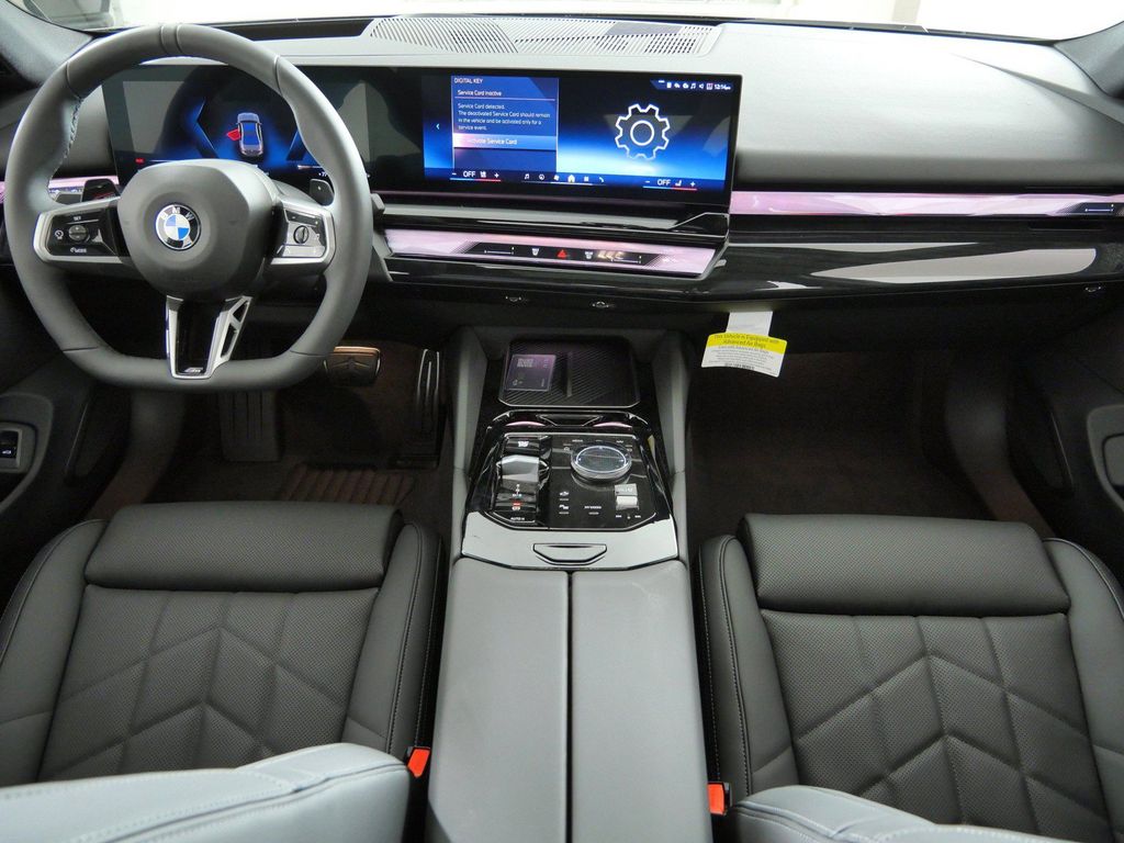 Thumbnail: 2027 BMW 5 Series - 5