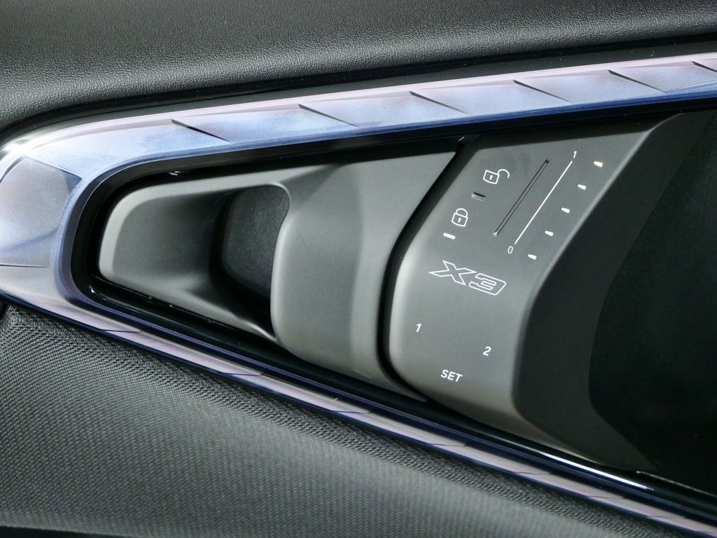 Thumbnail: 2025 BMW X3 - 35