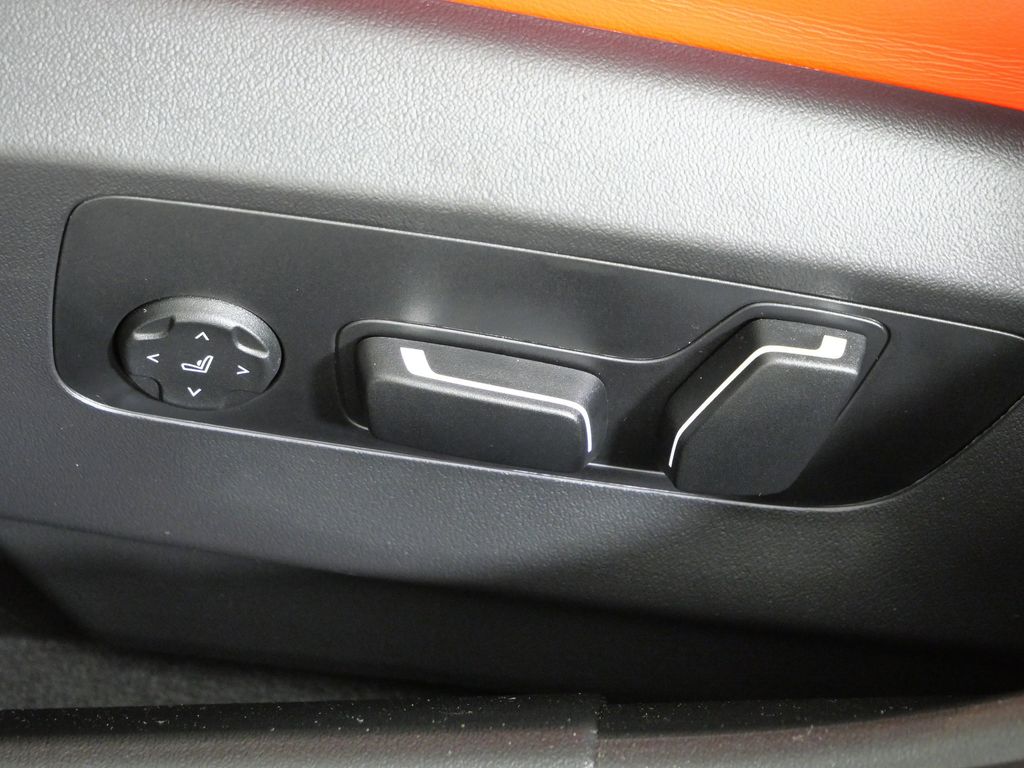 Thumbnail: 2026 BMW M5 - 39