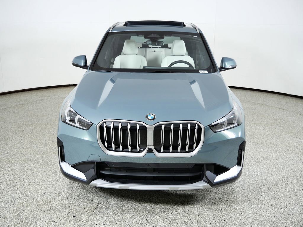 Thumbnail: 2026 BMW X1 - 18