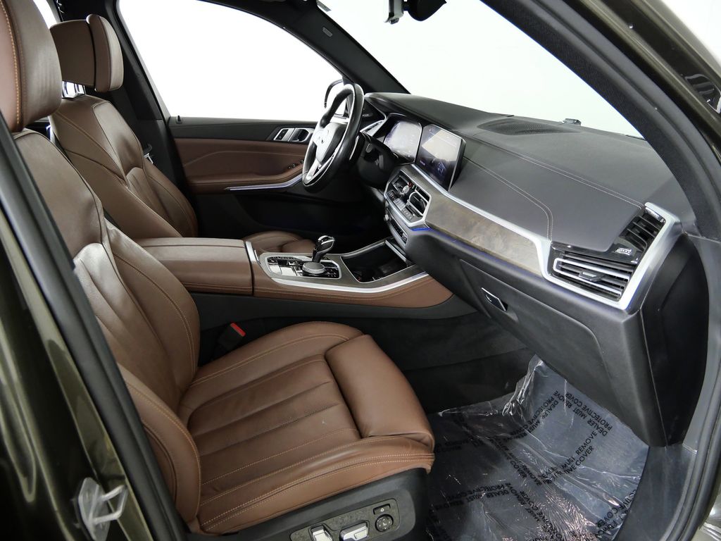 Thumbnail: 2020 BMW X5 - 21