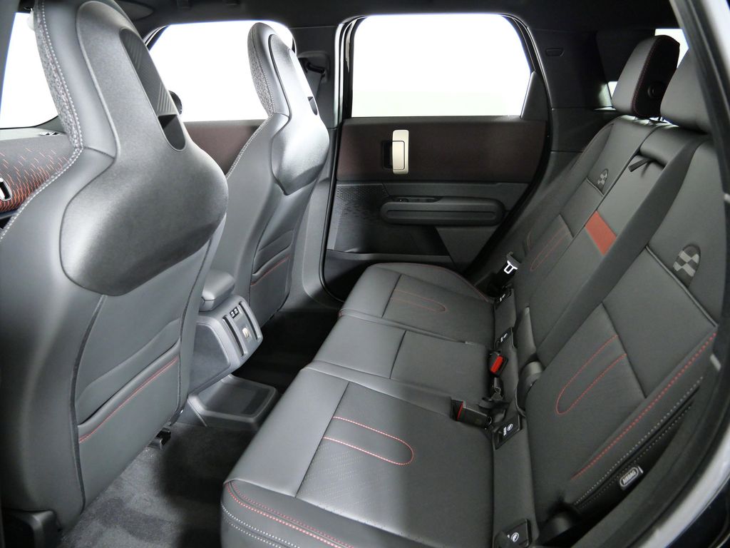 Thumbnail: 2025 MINI Cooper Countryman - 30