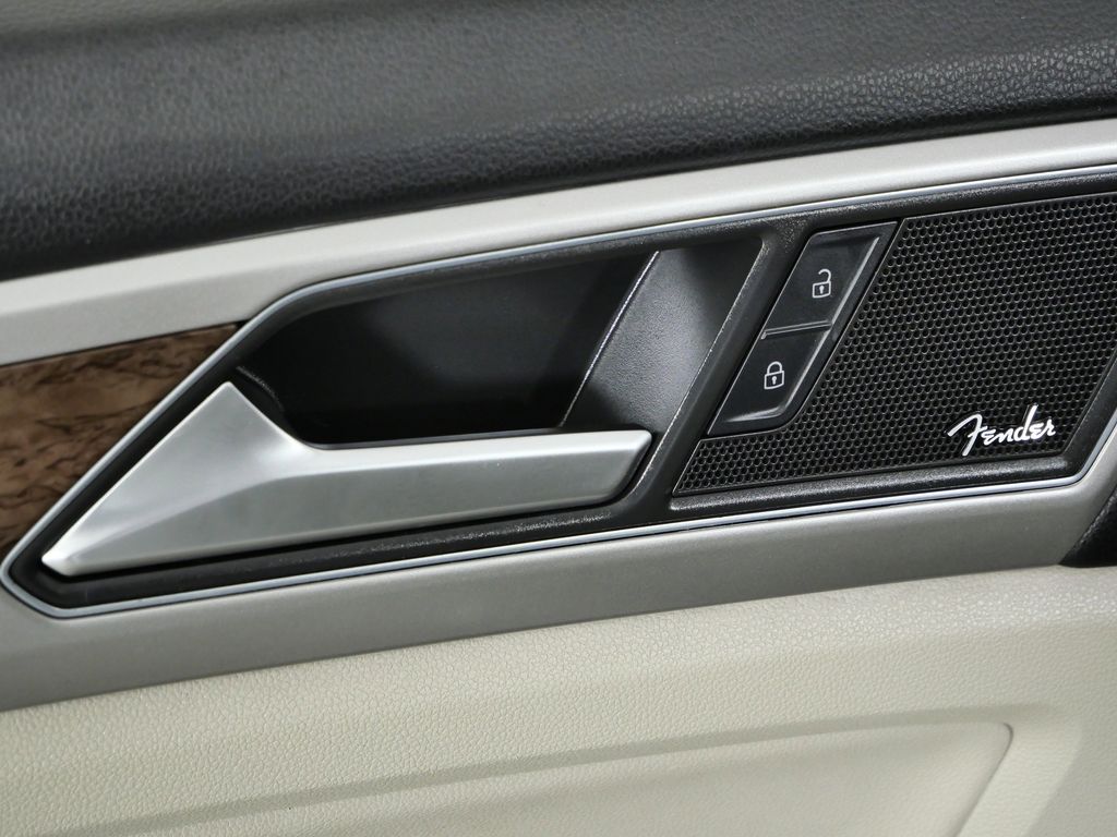 Thumbnail: 2018 Volkswagen Atlas - 36