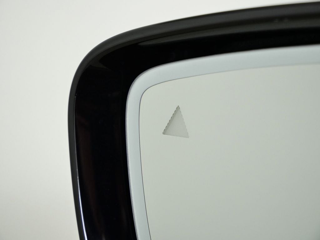 Thumbnail: 2026 BMW 3 Series - 36