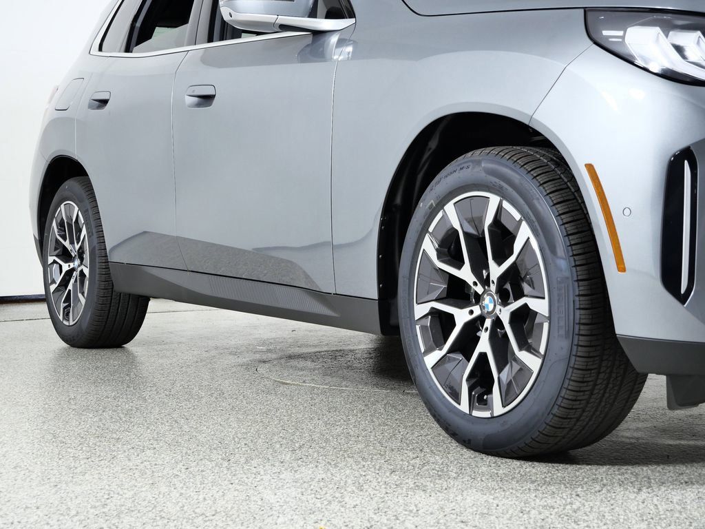 Thumbnail: 2026 BMW X3 - 8