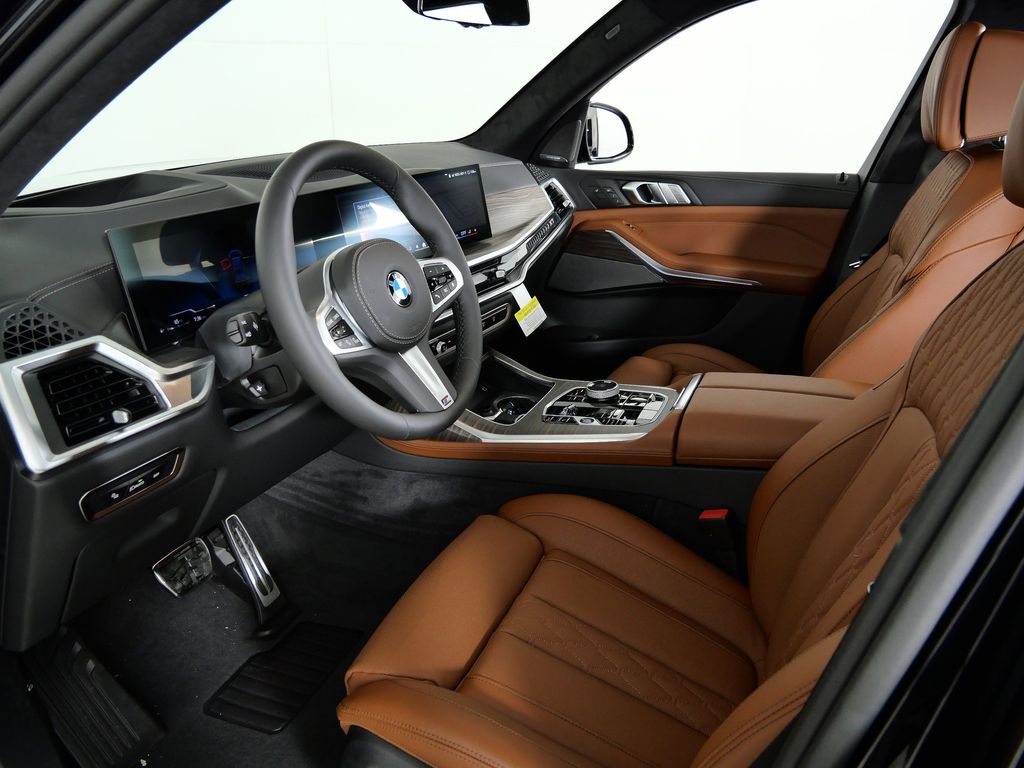 Thumbnail: 2026 BMW X7 - 37