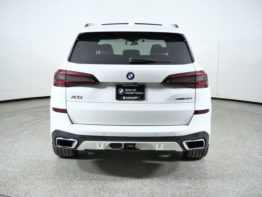 Thumbnail: 2022 BMW X5 - 11