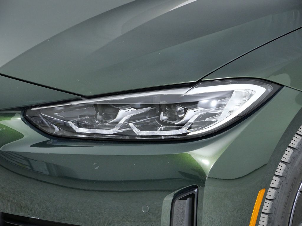 Thumbnail: 2023 BMW i4 - 4