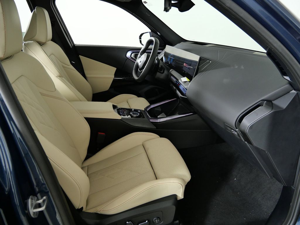 Thumbnail: 2026 BMW X3 - 21