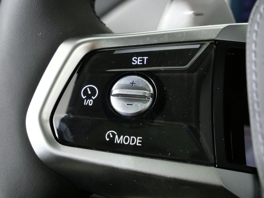 Thumbnail: 2026 BMW 7 Series - 40