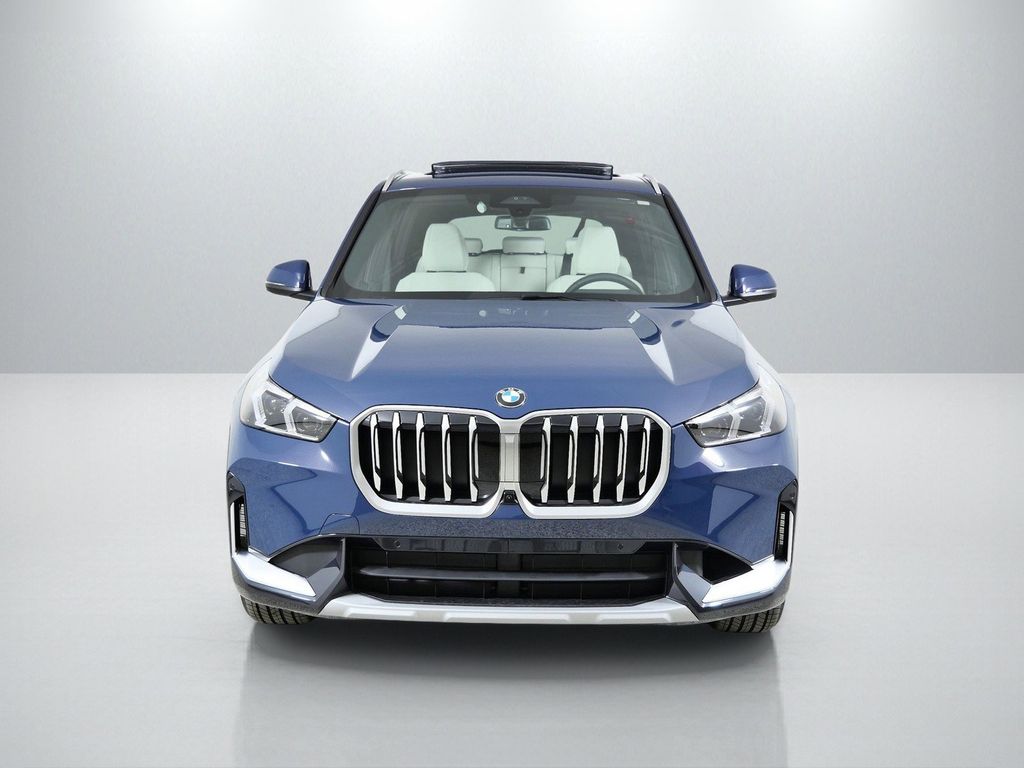 Thumbnail: 2026 BMW X1 - 2