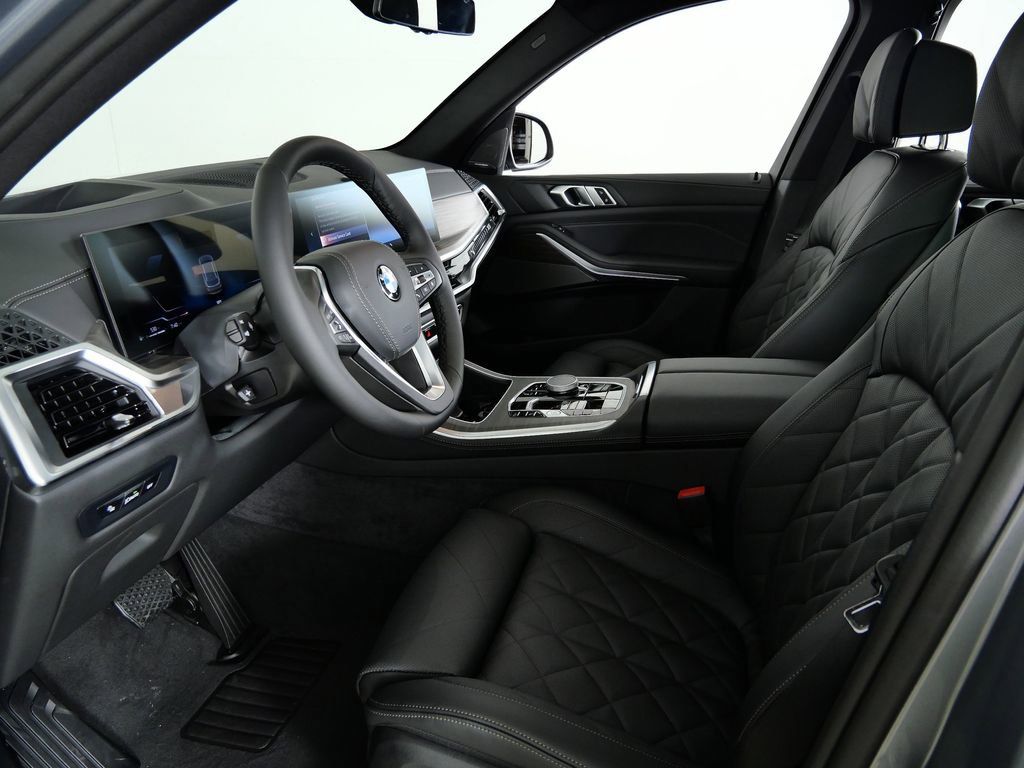 Thumbnail: 2026 BMW X5 - 37