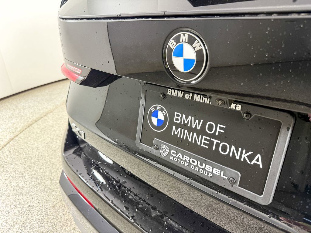 Thumbnail: 2025 BMW X1 - 17