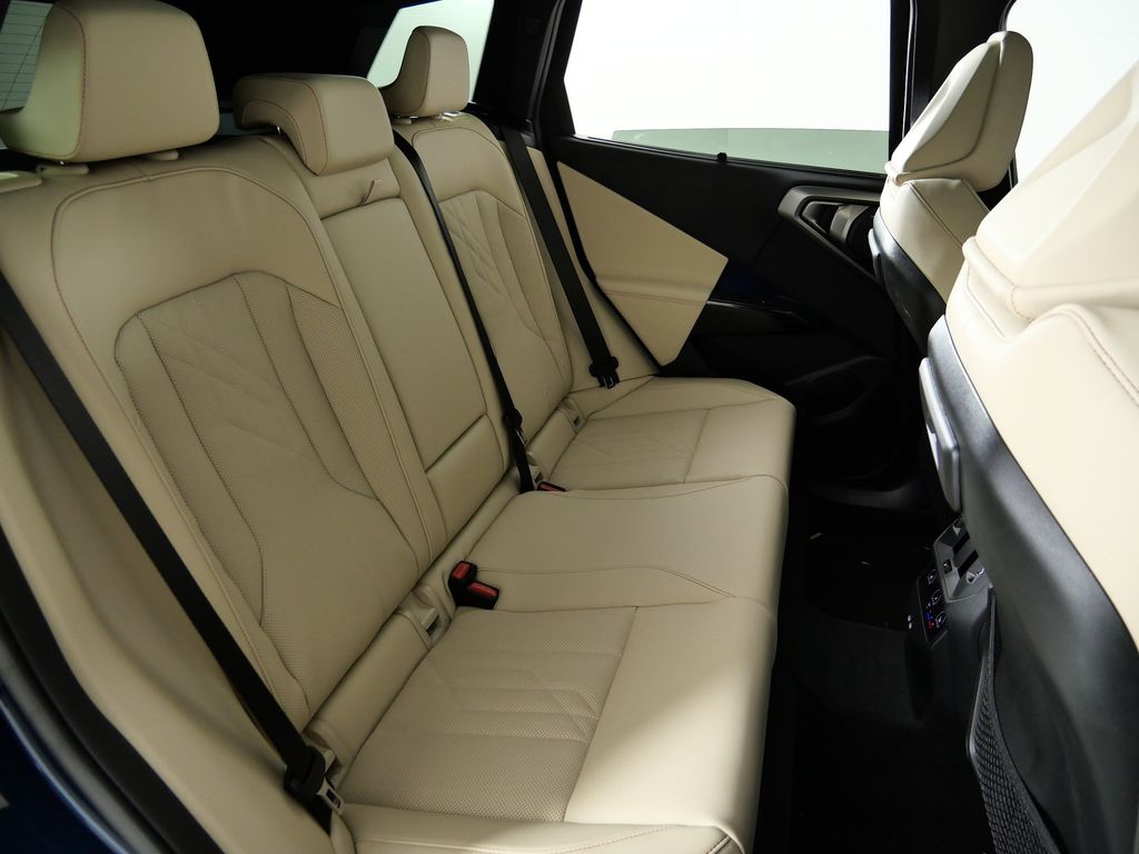 Thumbnail: 2026 BMW X3 - 27