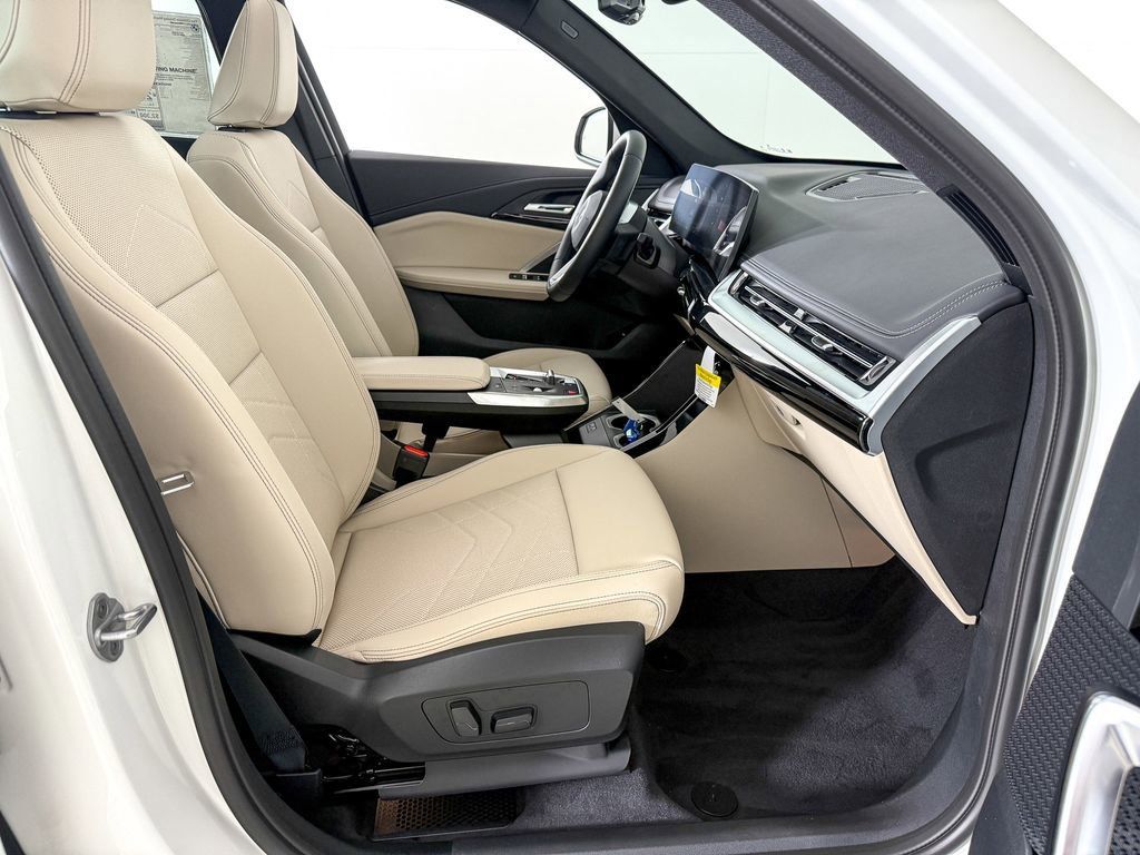 Thumbnail: 2025 BMW X1 - 23