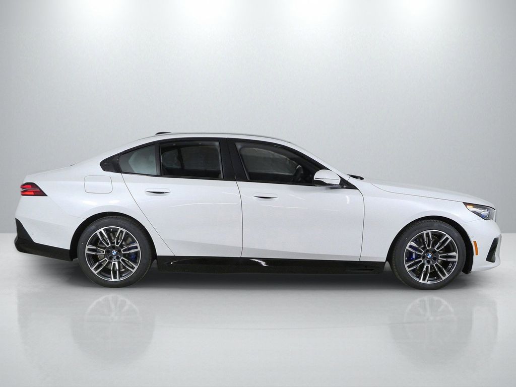 Thumbnail: 2027 BMW 5 Series - 8