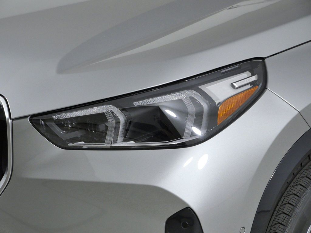 Thumbnail: 2026 BMW X1 - 3
