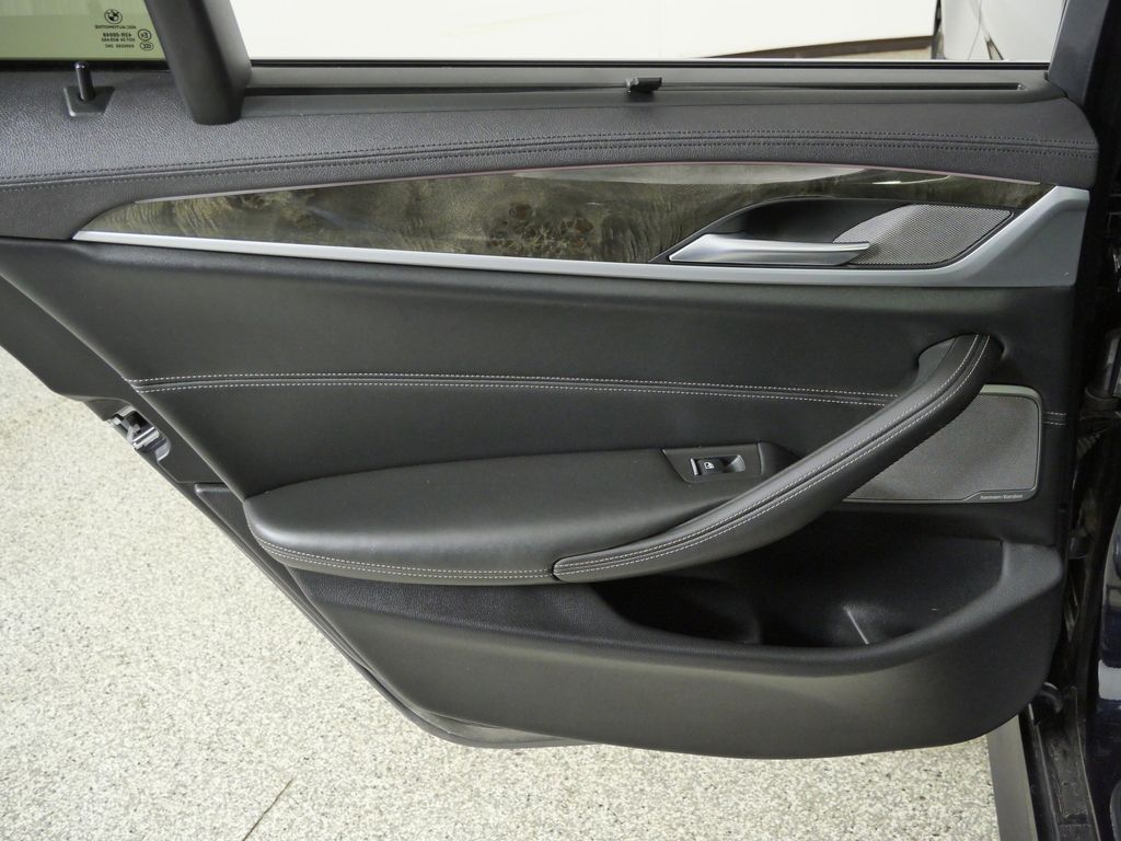 Thumbnail: 2019 BMW 5 Series - 30
