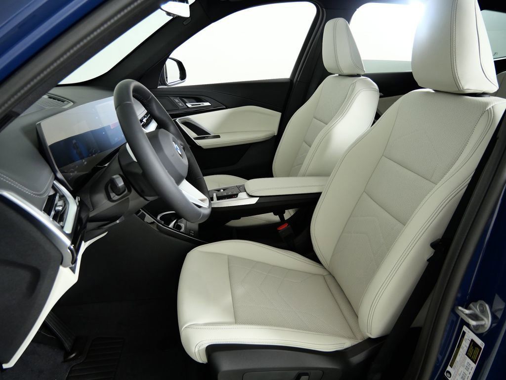 Thumbnail: 2026 BMW X1 - 36