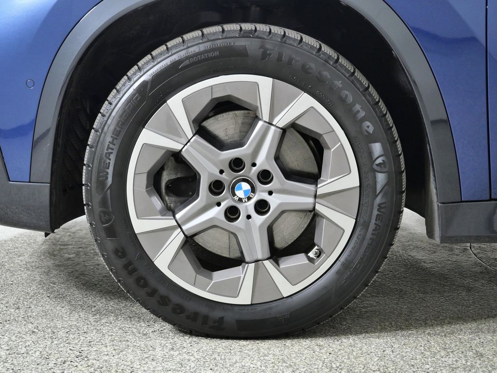 Thumbnail: 2025 BMW X1 - 21