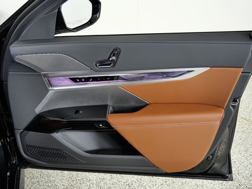 Thumbnail: 2026 BMW 7 Series - 20