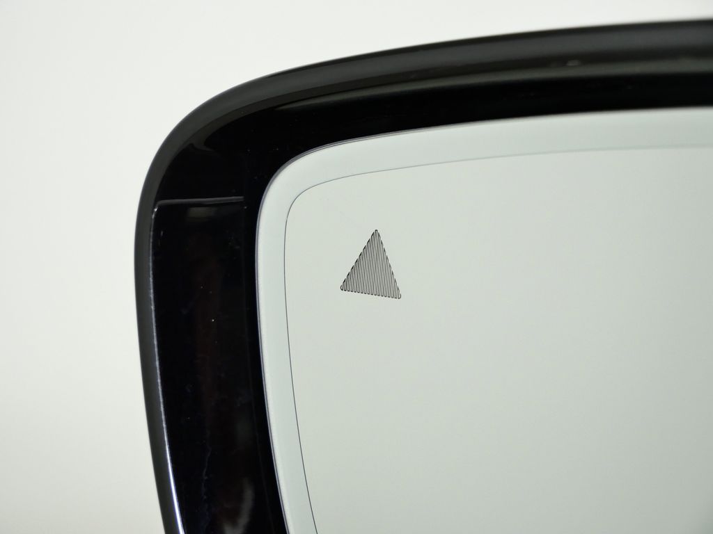 Thumbnail: 2018 BMW 5 Series - 38