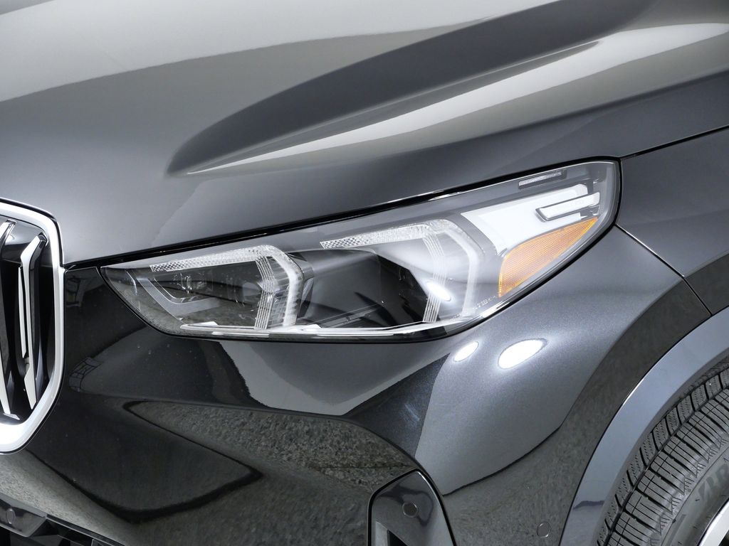 Thumbnail: 2026 BMW X1 - 3