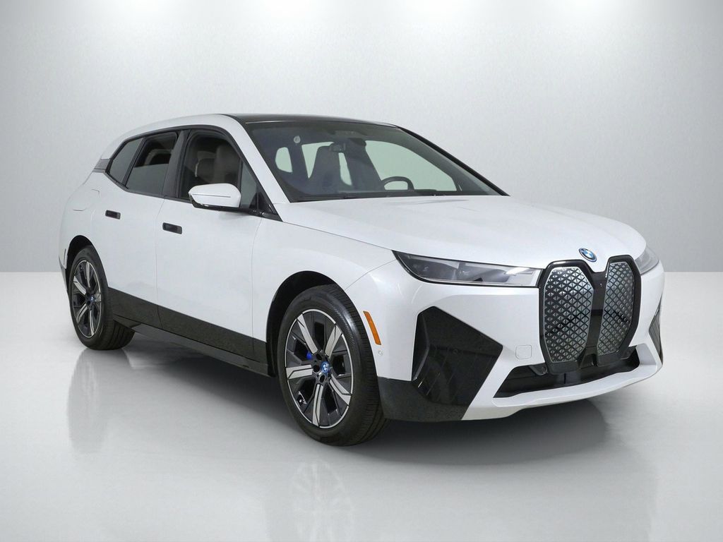 Thumbnail: 2024 BMW iX - 8