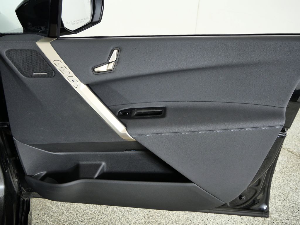 Thumbnail: 2023 BMW iX - 24