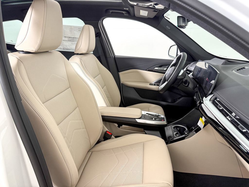 Thumbnail: 2025 BMW X1 - 22