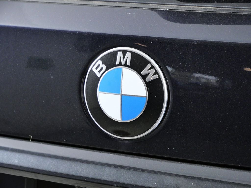 Thumbnail: 2026 BMW X7 - 11