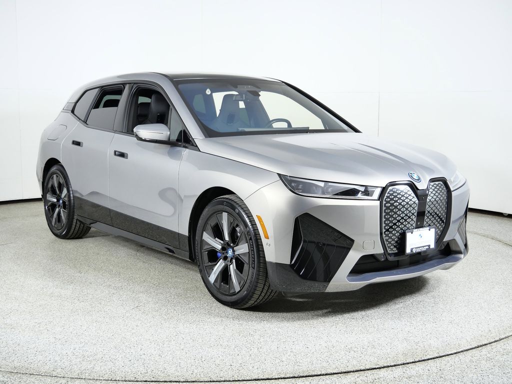 Thumbnail: 2023 BMW iX - 9