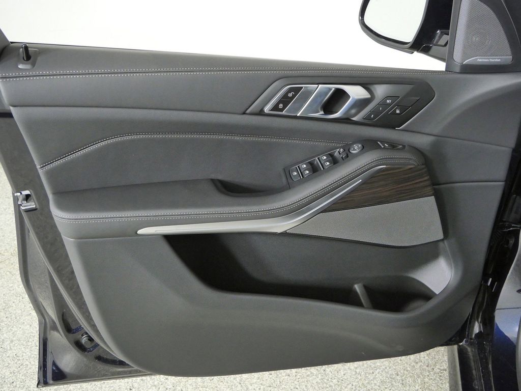 Thumbnail: 2026 BMW X5 - 34