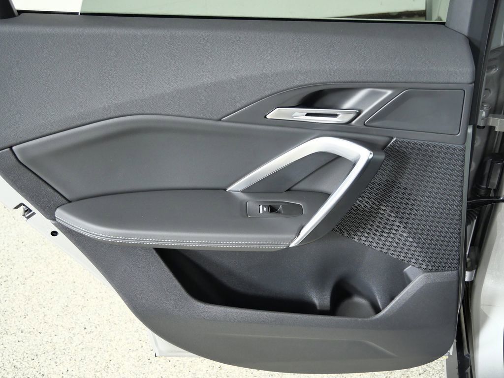 Thumbnail: 2026 BMW X1 - 30