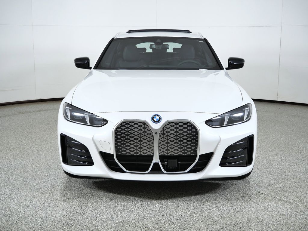 Thumbnail: 2025 BMW i4 - 2
