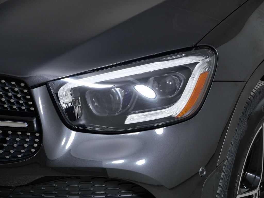 Thumbnail: 2021 Mercedes-Benz GLC - 4