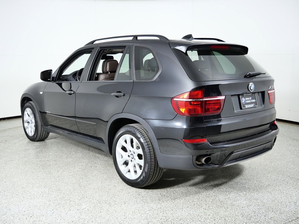 Thumbnail: 2013 BMW X5 - 15