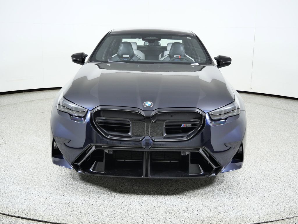 Thumbnail: 2026 BMW M5 - 2