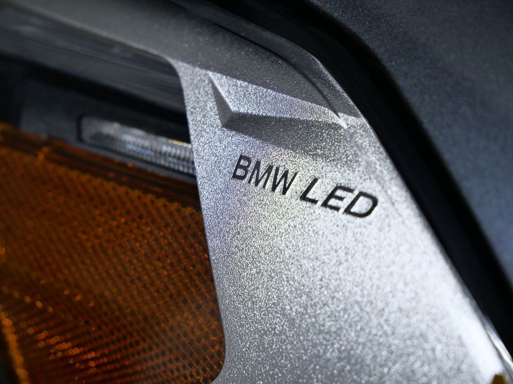 Thumbnail: 2022 BMW X1 - 5