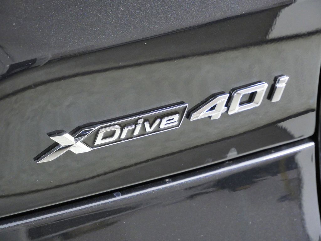 Thumbnail: 2026 BMW X5 - 12
