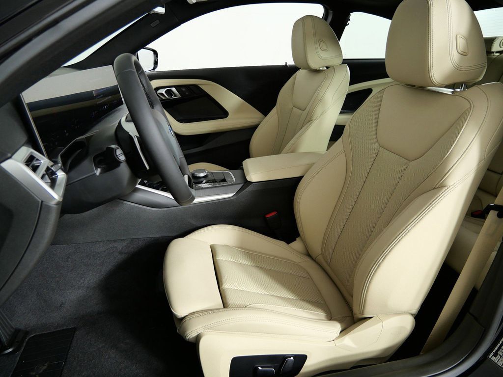 Thumbnail: 2026 BMW 2 Series - 30